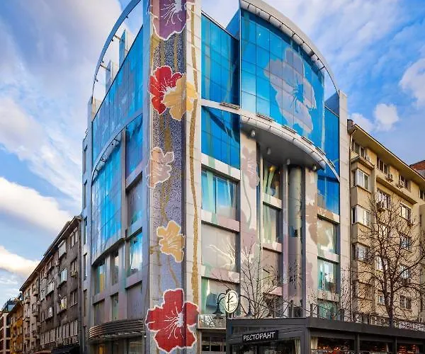 Les Fleurs Boutique Hotel