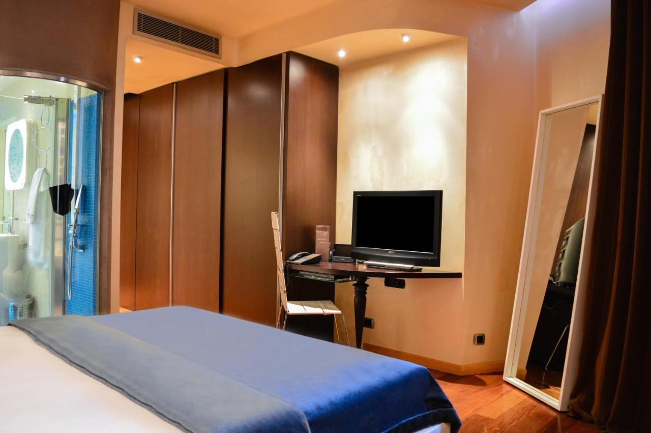Hotel Les Fleurs Boutique 4*