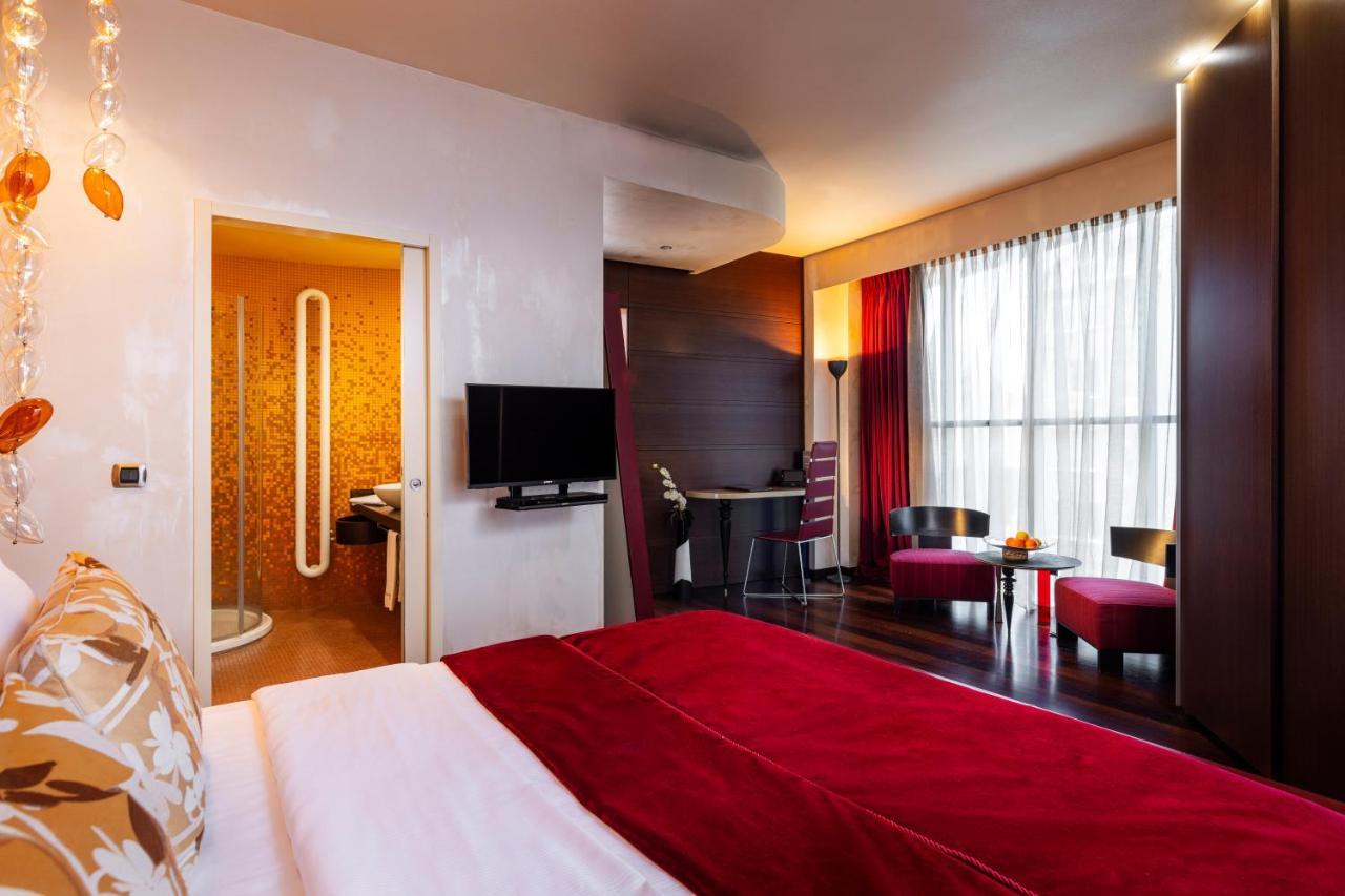 Les Fleurs Boutique Hotel