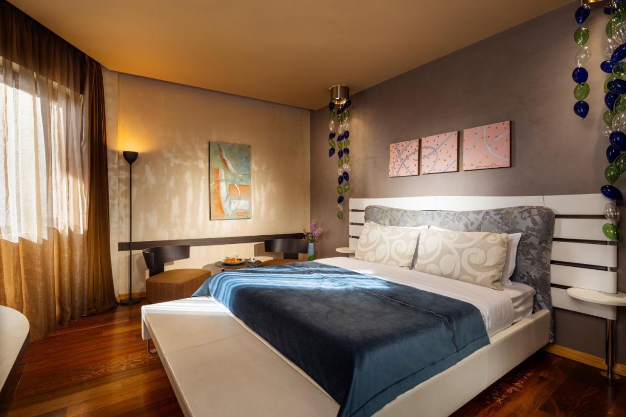 Les Fleurs Boutique 4* Sofia