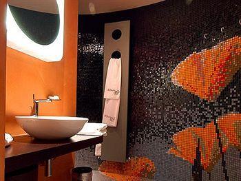 Les Fleurs Boutique Hotel 4*