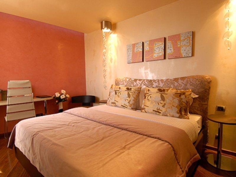 Hotel Les Fleurs Boutique 4*