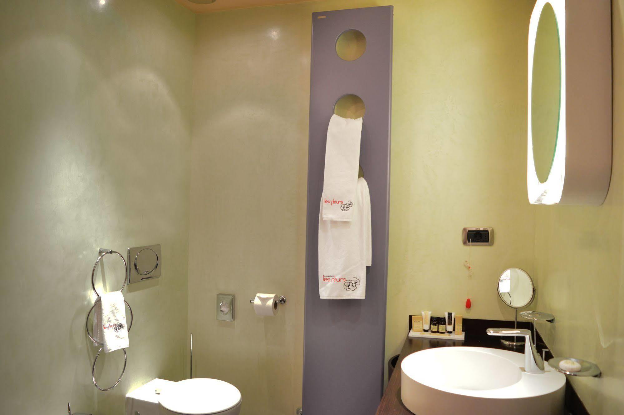 Les Fleurs Boutique Hotel